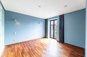 Schlafzimmer mit Einbauschrank - 