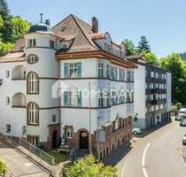 Repräsentatives Unikat für Unternehmer - Zentrale Denkmalimmobilie mit Wohn- & Gewerbepotenzial - Schramberg