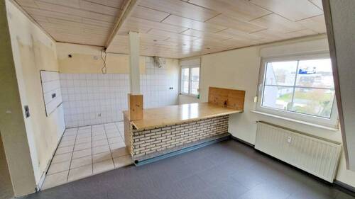 Küche - Etagenwohnung mit 100,00 m&sup2; in Oberhausen zur Miete