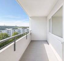 Renovierte, helle und bezugsfreie 3 Zi. Wohnung mit Weitblick (Erstbezug nach Renovierung) - Nürtingen