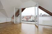 Wohnbereich mit Südbalkon - 