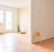 4-Raum-Familienwohnung und eine Grundschule im Wohnumfeld - Chemnitz Markersdorf