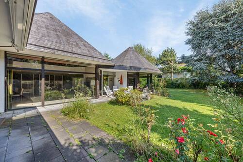 Gartenansicht - 6 Zimmer Bungalow zum Kaufen in Köln