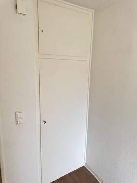 Abstellschrank Flur.JPEG - 