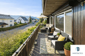 Balkon gestaged - (KI generiert) - 