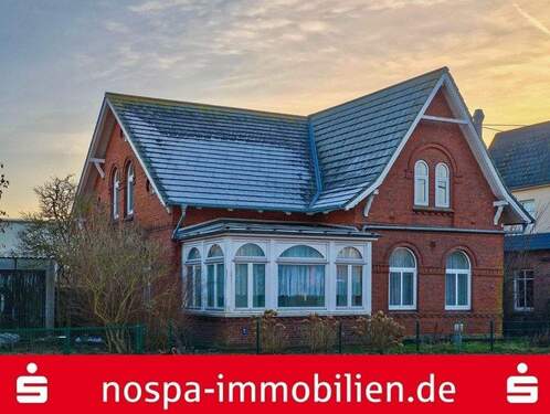 Außenansicht - Modernisieren & Profitieren: solides Einfamilienhaus in Garding