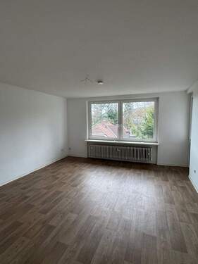 1. Bild Wohnzimmer.JPEG - 