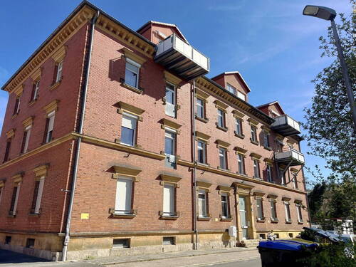 Hausansicht - 3 Zimmer Etagenwohnung zum Kaufen in Nürnberg