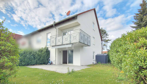 Hausansicht - 5 Zimmer Doppelhaushälfte zum Kaufen in Bad Friedrichshall - Kochendorf