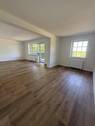 Wohn-Essbereich mit Balkon - 