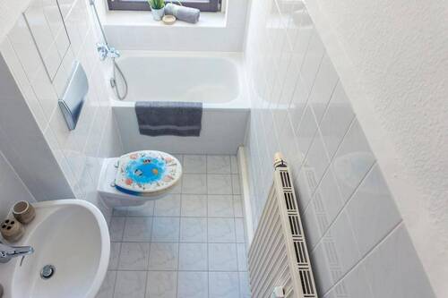 Bad Vergleichswohnung - 1 Zimmer Etagenwohnung in Chemnitz