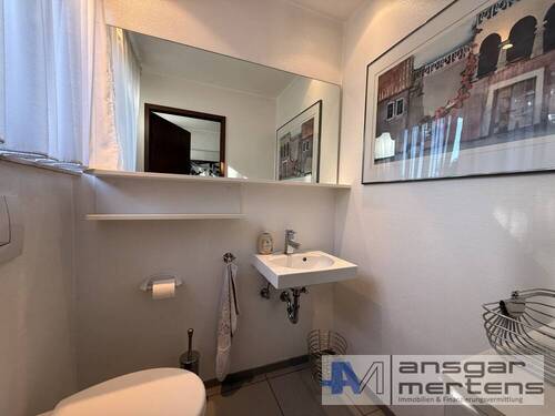 Gäste-WC - Etagenwohnung mit 146,00 m² in Mönchengladbach / Giesenkirchen-Mitte zur Miete