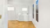 Flur 2-1 - 
