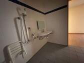 Rollstuhlgerechter Waschtisch - 