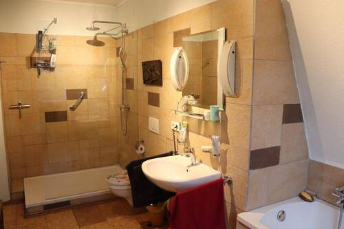 Badezimmer OG - 