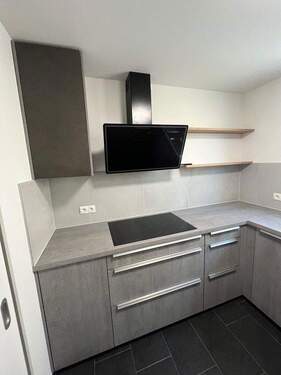 Bild 3 - 6 Zimmer Doppelhaushälfte in Ehningen