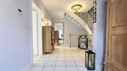 Bild 2 - 4 Zimmer Einfamilienhaus zum Kaufen in Hamburg