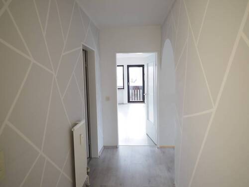 Flur - 3 Zimmer Etagenwohnung zum Kaufen in Freising