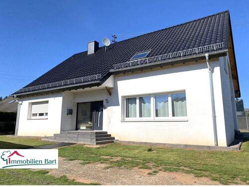 Straßenansicht - Einfamilienhaus mit 225,00 m² in Merzig / Besseringen zum Kaufen