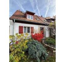 REH auf großem Grundstück in top Lage in N-Ziegelstein mit vielen Gestaltungsmöglichkeiten - Nürnberg