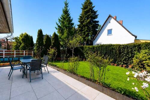 Terrasse - 5 Zimmer Einfamilienhaus zum Kaufen in Berlin