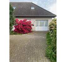 Weißer Bungalow mit Einliegerwohnung - Lähden Ahmsen