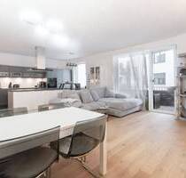 !! Diese wunderschöne helle 3-Zimmerwohnung wartet auf Ihren Einzug !! + Einbauküche - Berlin Mariendorf