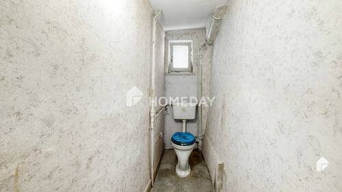 1. OG Toilette - 