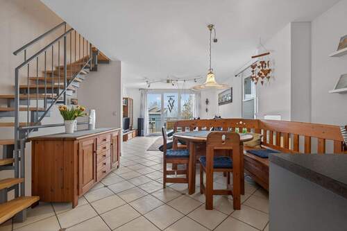 Wohn-Essbereich - 4 Zimmer Doppelhaushälfte zum Kaufen in Karlsruhe