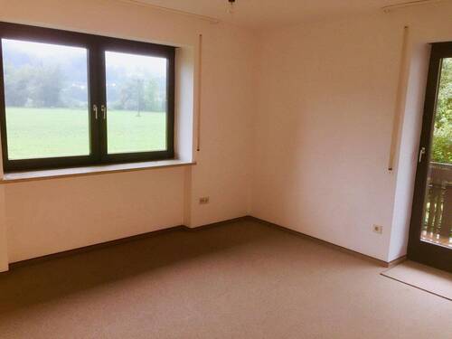 Kinderzimmer 1 mit Balkon - 