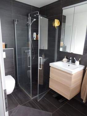 Bad im Anbau - 