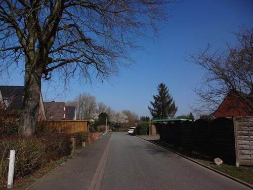 Strasse; Wendehammer - 5 Zimmer Einfamilienhaus zum Kaufen in Husum