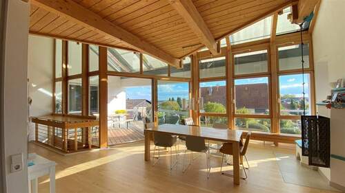 Wohn- und Essbereich - MODERNES ARCHITEKTENHAUS MIT PANORAMABLICK ZWISCHEN ULM UND EHINGEN