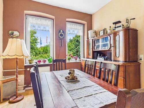 Esszimmer Erdgeschoss - 9 Zimmer Einfamilienhaus in Extertal