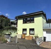 Gemütliches Einfamilienhaus mit Terrasse und pflegeleichtem Garten - Kaufungen Oberkaufungen