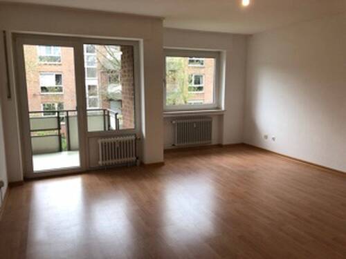 Wohnraum - 2-Raum Wohnung UniZentrum - 690,00&nbsp;EUR Kaltmiete, ca.&nbsp; 46,00&nbsp;m&sup2;&nbsp;Wohnfl&auml;che