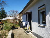 Eingangsbereich mit Terrasse - Einfamilienhaus mit 140,00 m² in Bad Mergentheim zum Kaufen
