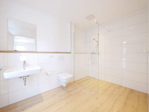 Badezimmer - Etagenwohnung mit 84,30 m&sup2; in Büren zum Kaufen