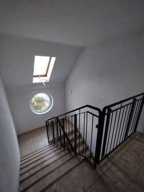 IMG_20231219_085439 - 1 Zimmer Etagenwohnung zur Miete in Chemnitz