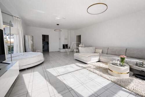 Offener Wohn- und Essbereich - 