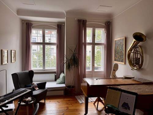 Zimmer 1 (möbliert) - 4 Zimmer Etagenwohnung zum Kaufen in Berlin
