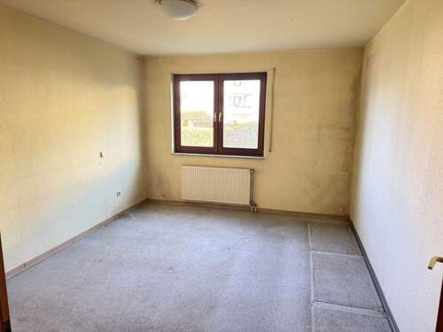 Zimmer - Etagenwohnung mit 80,00 m&sup2; in Kassel zum Kaufen