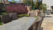 große Terrasse mit Freisitz.jpg - 