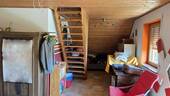 Kinderzimmer mit Zugang Dachspitzraum.jpg - 