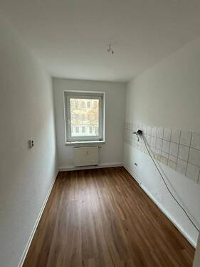 PHOTO-2025-11-10-15-30-59_2 - Etagenwohnung mit 38,60 m² in Chemnitz zur Miete
