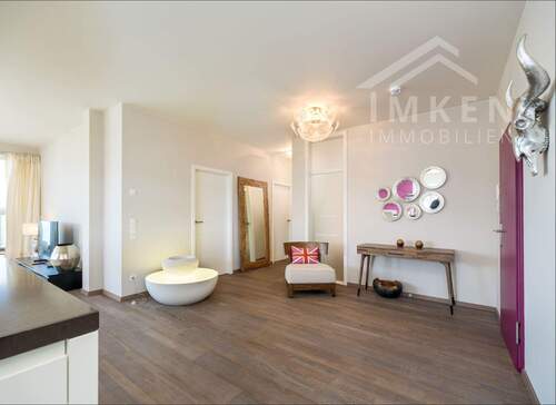 Eingang - Etagenwohnung mit 111,00 m² in Rostock zum Kaufen