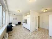 Wohnung.jpg - 1 Zi Wohnung - modern möbliert an der Stadtgrenze zur ruhigen Seitentraße gelegen