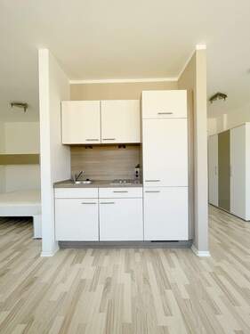 EBK.jpg - Etagenwohnung mit 35,00 m² in Fürth zur Miete