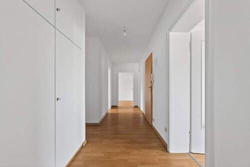 Flur - 5 Zimmer Etagenwohnung zur Miete in Karlsruhe