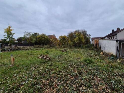 Bild 1 - *PROVISIONSFREI* - Verkauf Baugrundstück in ruhiger & zentraler Lage